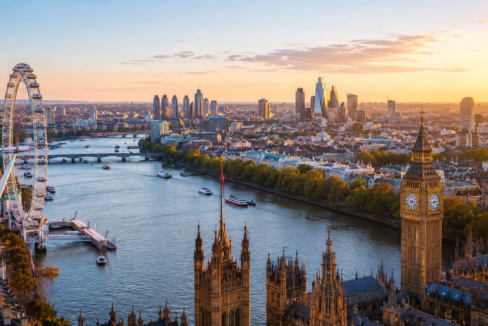 Affordable Rooms to Rent in London 2026Affordable rooms to rent in London in 2026 with London skyline